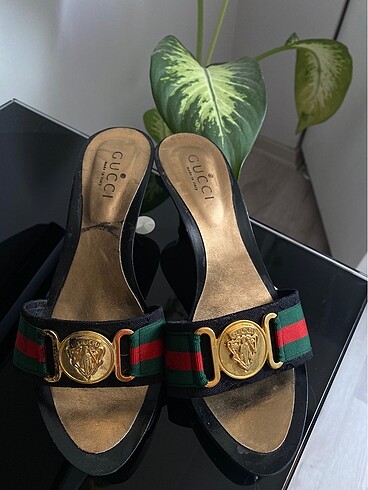 Gucci Terlik