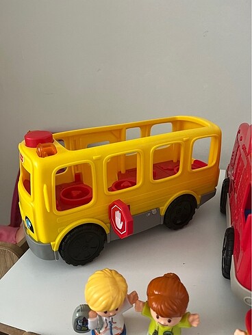 Beden Fisher Price People Okul Otobüsü- İtfaiye- Uçak