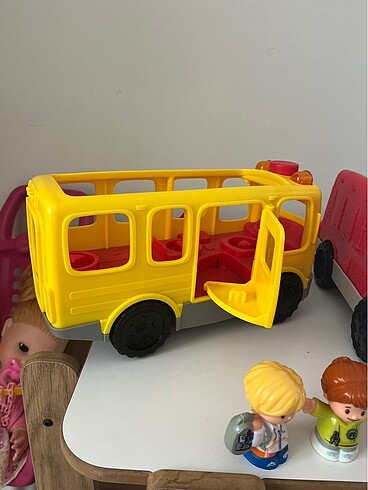 Beden Renk Fisher Price People Okul Otobüsü- İtfaiye- Uçak