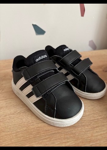 Unisex Çocuk Siyah Çizgili Spor Ayakkabı