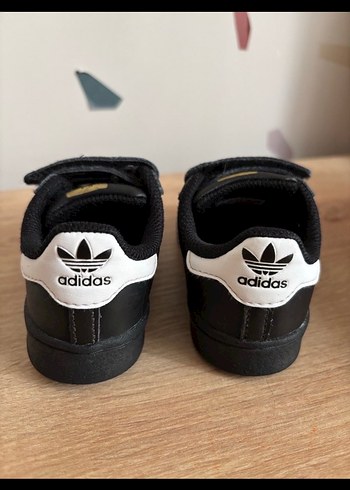 23 Beden siyah Renk Unisex Çocuk Siyah Adidas Sneakers