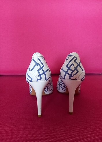 Diğer Stiletto
