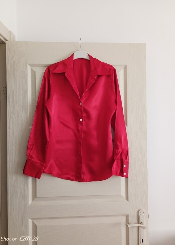 Saten gömlek  - Görsel 2