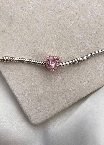 Pandora Pandora rose taşlı kalp charm