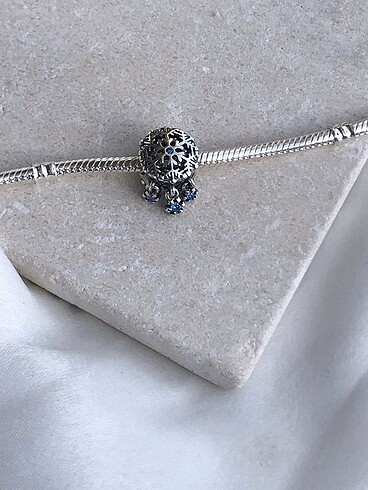Pandora Pandora buzlu kar tanesi charm