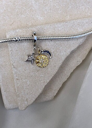 Beden beyaz Renk gökyüzü üçlü sallantılı charm