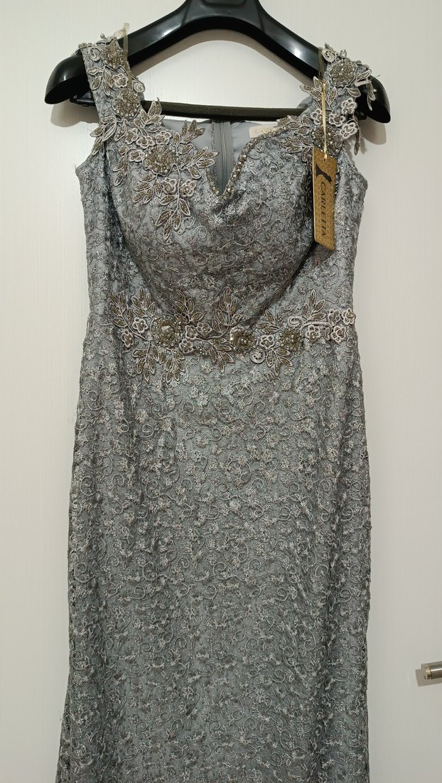 Gri Nakışlı Uzun Straplez Abiye Elbise - Görsel 5