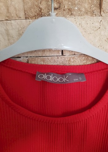 Diğer Kırmızı Pilili Kısa Kollu Kadın Bluz