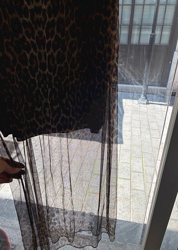 Batik Leopar tül detaylı elbise