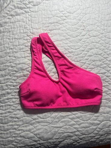 Bikini üstü