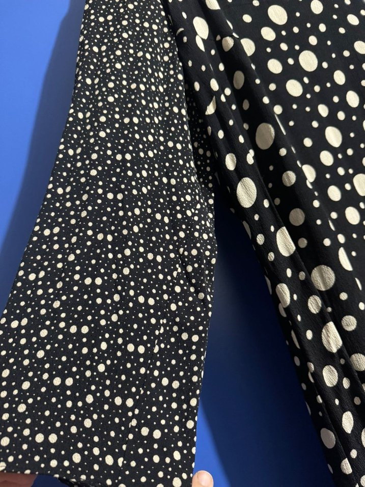 Uzun Kollu Siyah Puantiyeli Kadın Elbise - Görsel 2