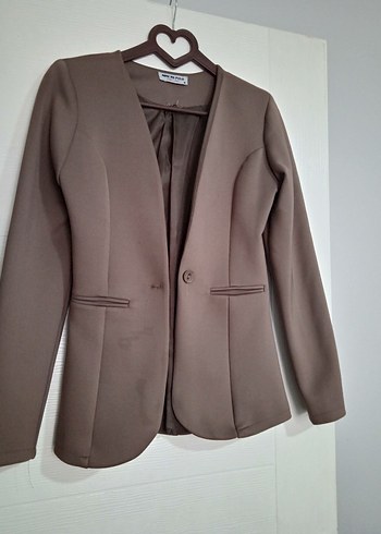 Bej Düğmeli Kadın Blazer Ceket