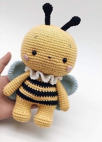 Amigurumi arı