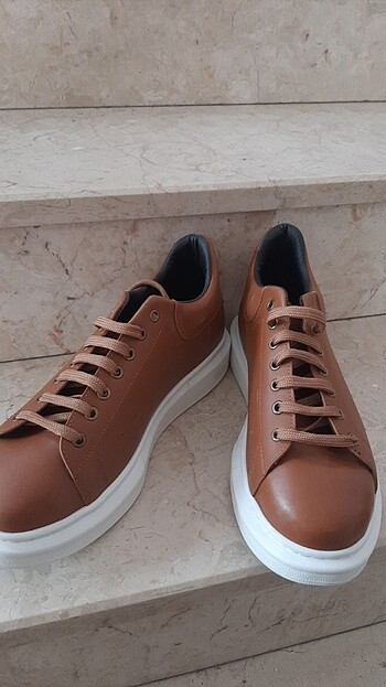 Bay spor 40 41 42 43 44 numarasi mevcut