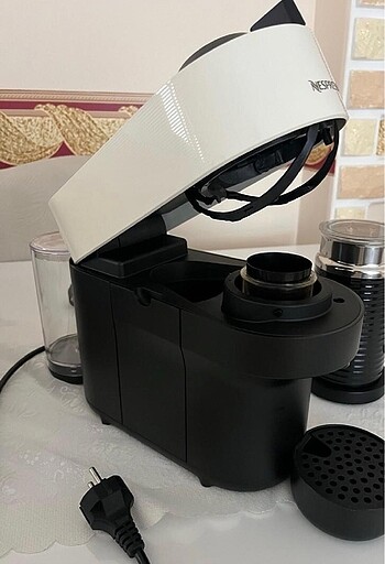 Nespresso Kapsül Kahve Makinası