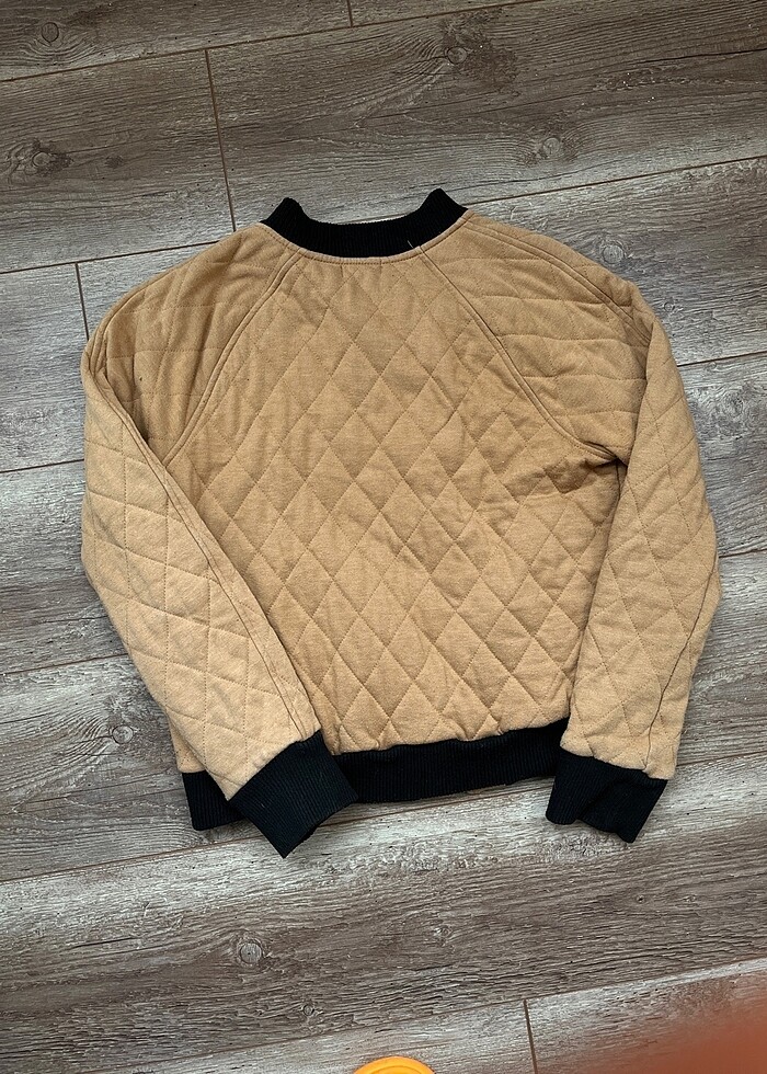 bershka kapitone ceket - Görsel 4