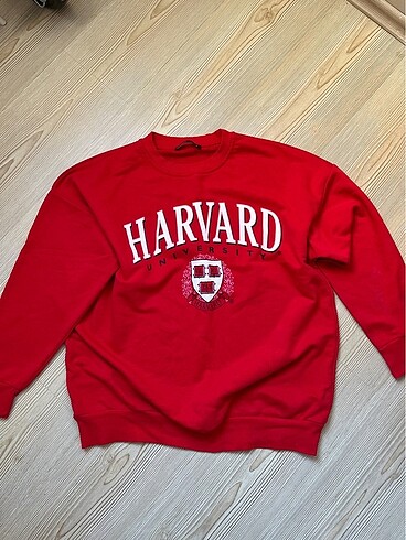kırmızı sweatshirt