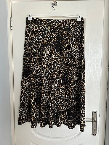 Standart beden leoparli desenli etek