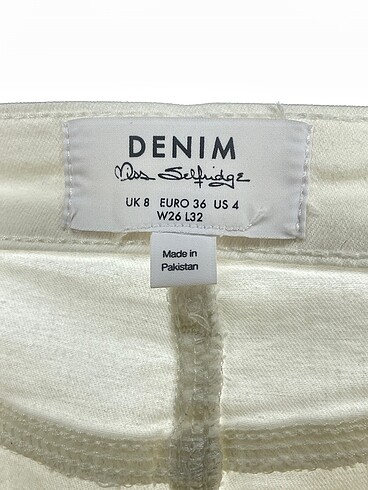 36 Beden beyaz Renk Miss Selfridge Jean / Kot %70 İndirimli.