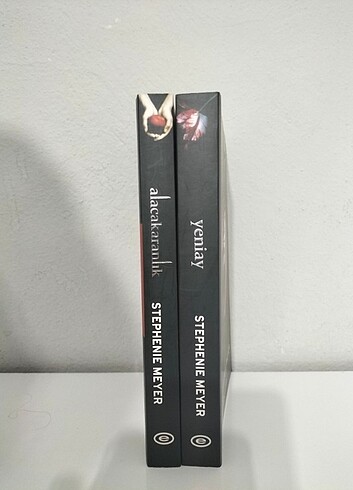  Alacakaranlık 1 ve 2. Kitap. 