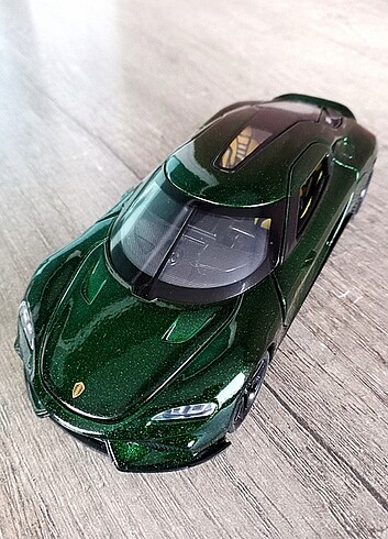  Beden Renk LJX 1/32 ölçek Koenigsegg Gemera Yurtdışından/Diecast 