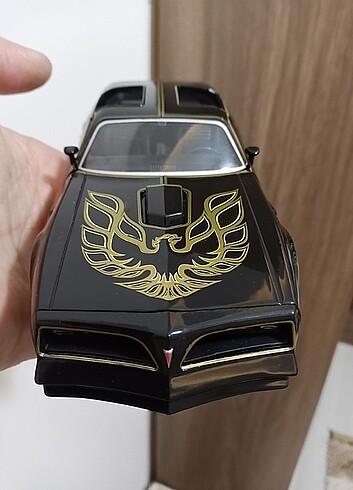 Greenlight 1/24 ölçek 1977 Pontiac Firebird T/A Diecast