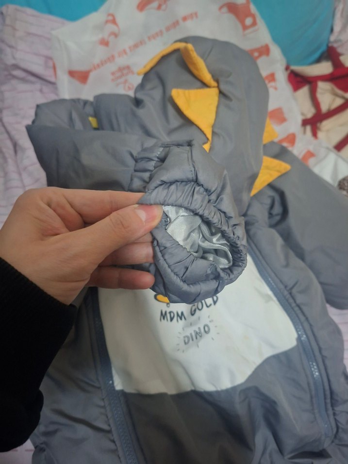 Gri Fermuarlı Erkek Bebek Tulumu - Görsel 5