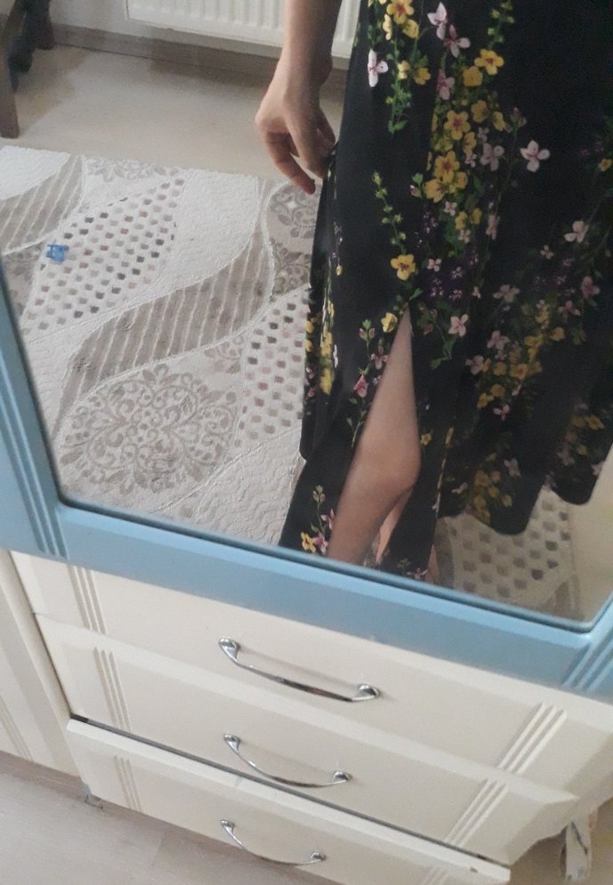 Siyah Yüksek Yakalı Transparan Midi Elbise - Görsel 3