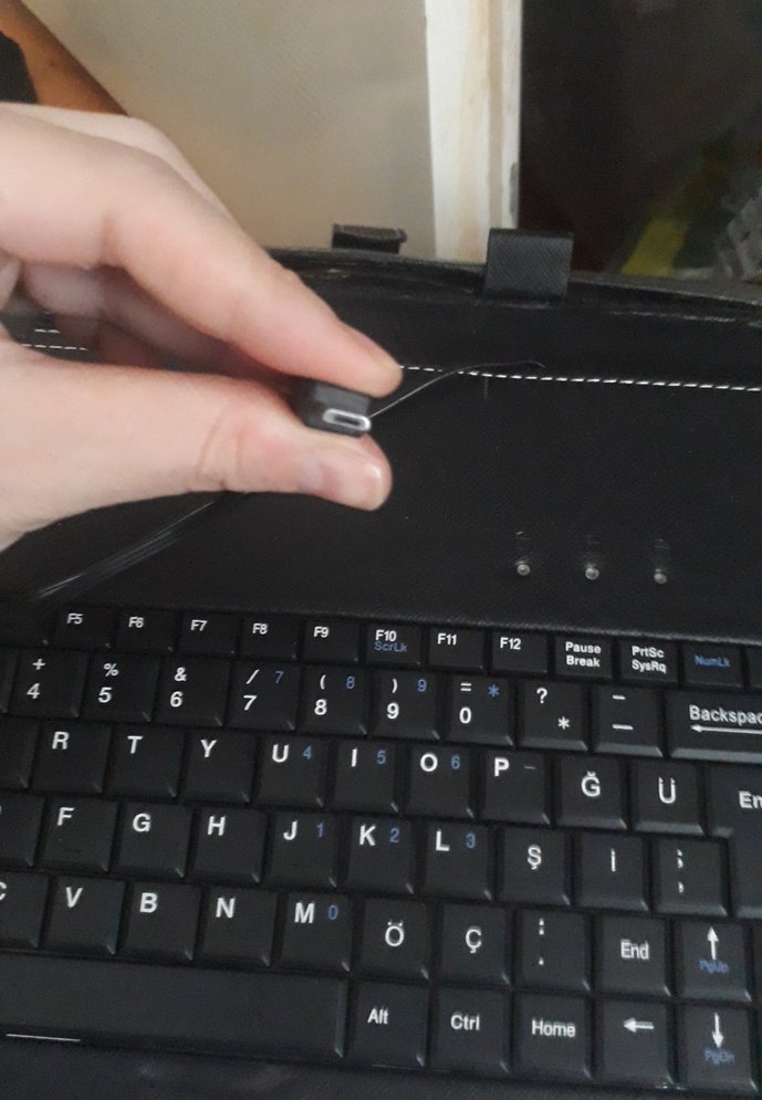 Siyah Deri Kılıflı Klavye - Görsel 2