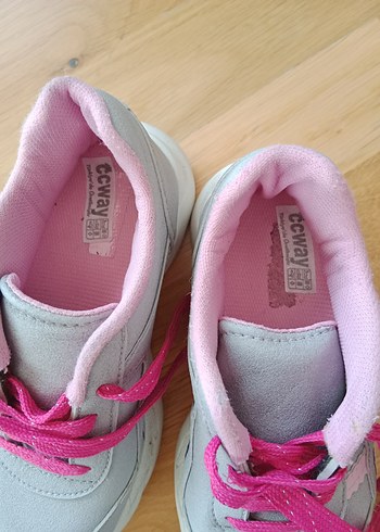 33 Beden pembe Renk Kız Çocukları için Elastik Bağcıklı Spor Ayakkabı