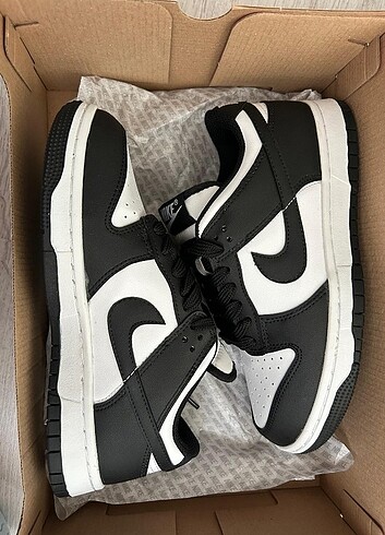 Nike dunk low