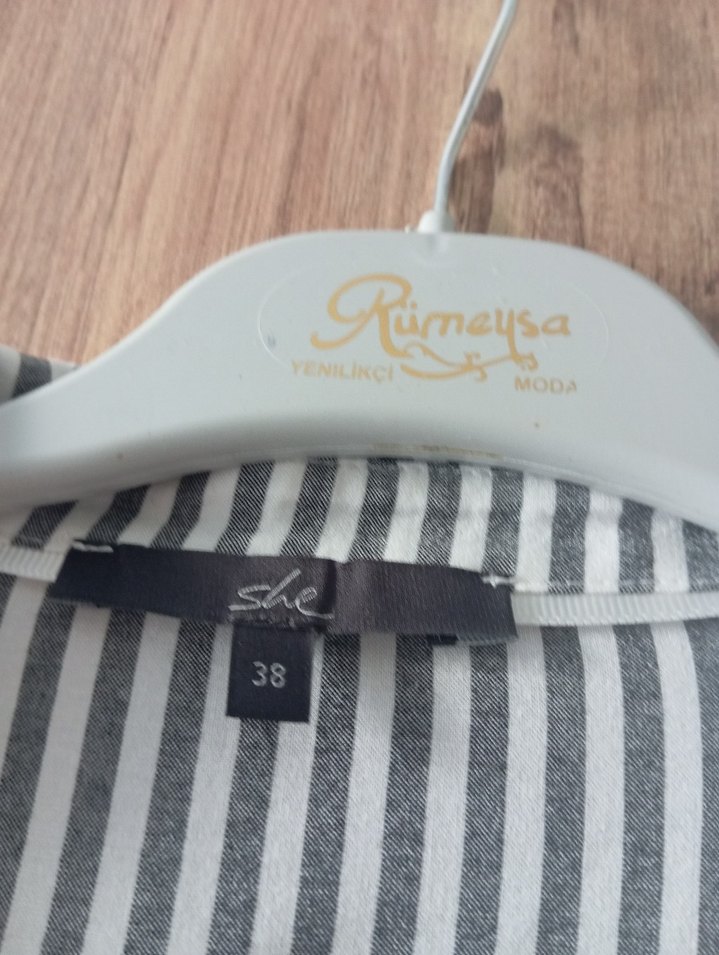 Gri Çizgili Uzun Kollu Keten Gömlek - Görsel 3