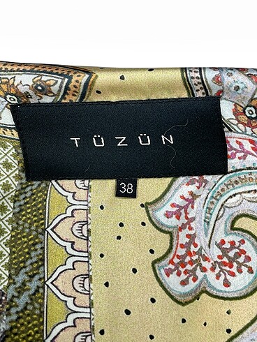 38 Beden çeşitli Renk Tüzün Blazer %70 İndirimli.