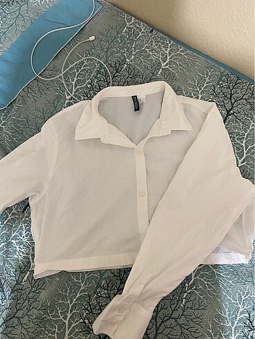 H&M kadın crop gömlek