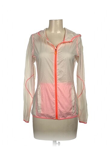 Puma Spor Dış Giyim %70 İndirimli.
