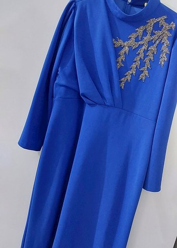 Mavi Uzun Kollu İşlemeli Abiye Elbise - Görsel 2
