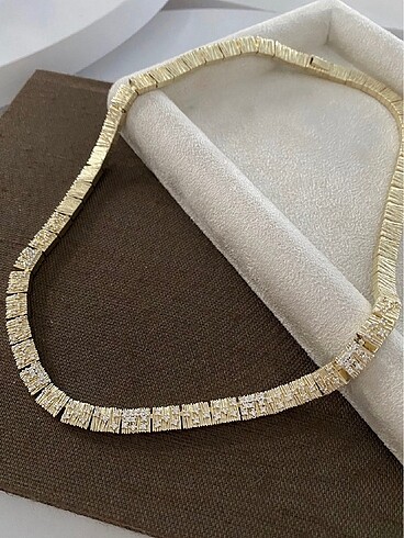Gold kolye