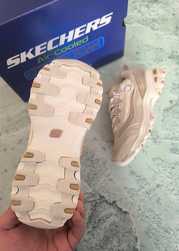 Bej Ruffle Detaylı Platform Topuklu Kadın Spor Ayakkabı