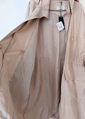 Lcw Bej Kadın Yağmurluk - Görsel 4