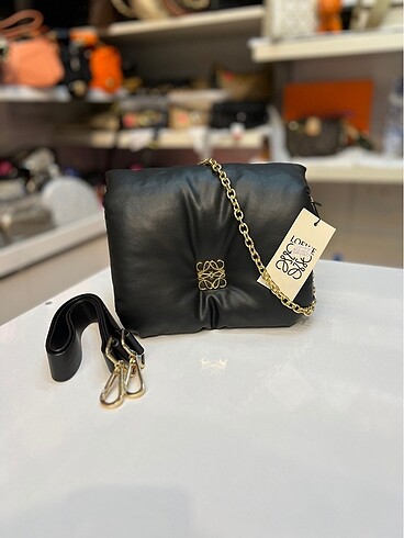 Loewe askılı çanta