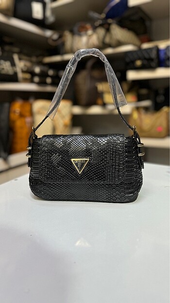 Guess desidare
