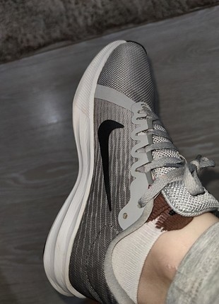 36 Beden gri Renk Nike koşu ayakkabısı