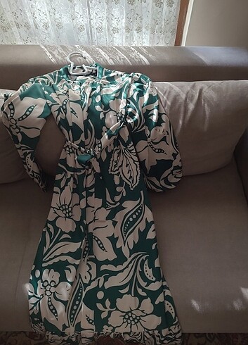 Saten elbise - Görsel 4