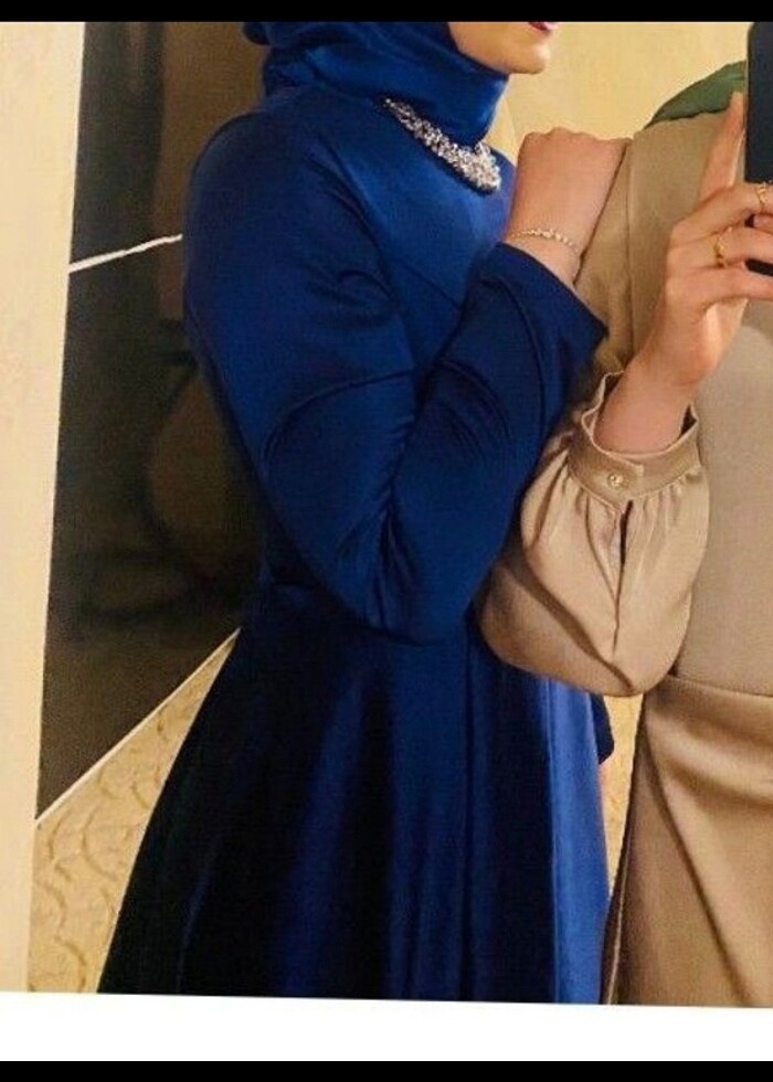 Saten saks mavisi elbise - Görsel 4