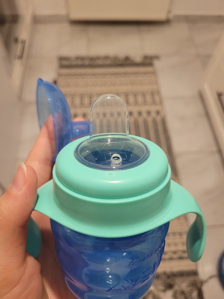 Mavi Bebek Biberonu Tutma Saplı - Görsel 3