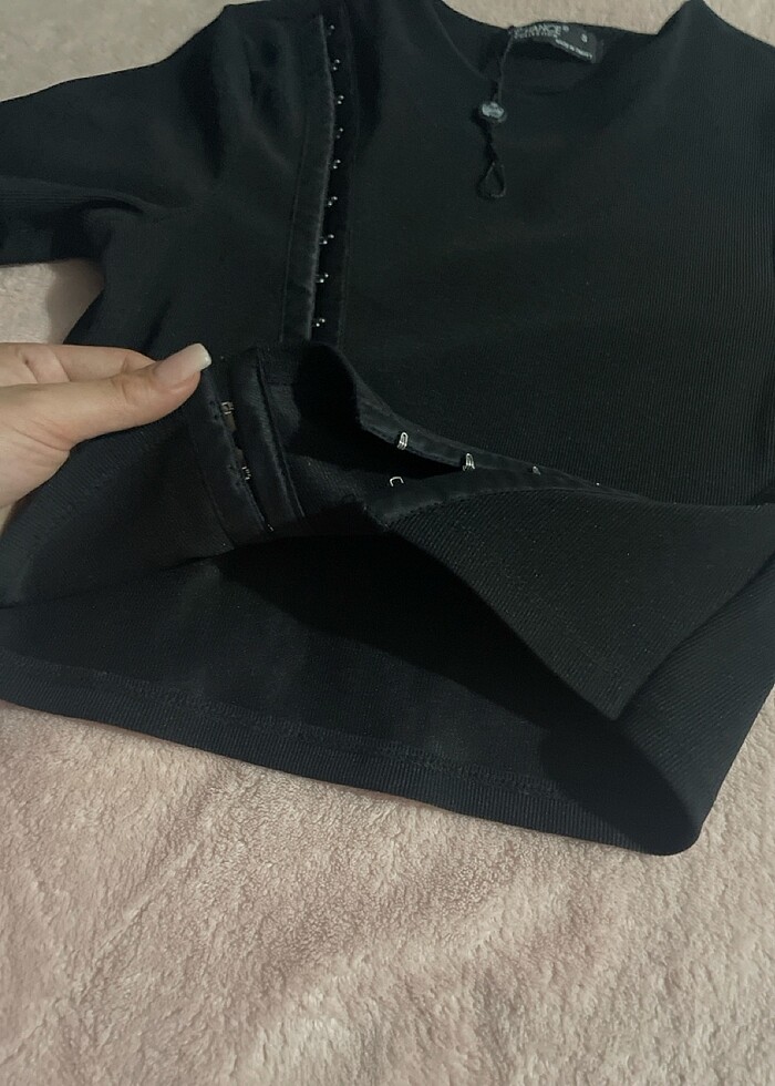 siyah crop - Görsel 4