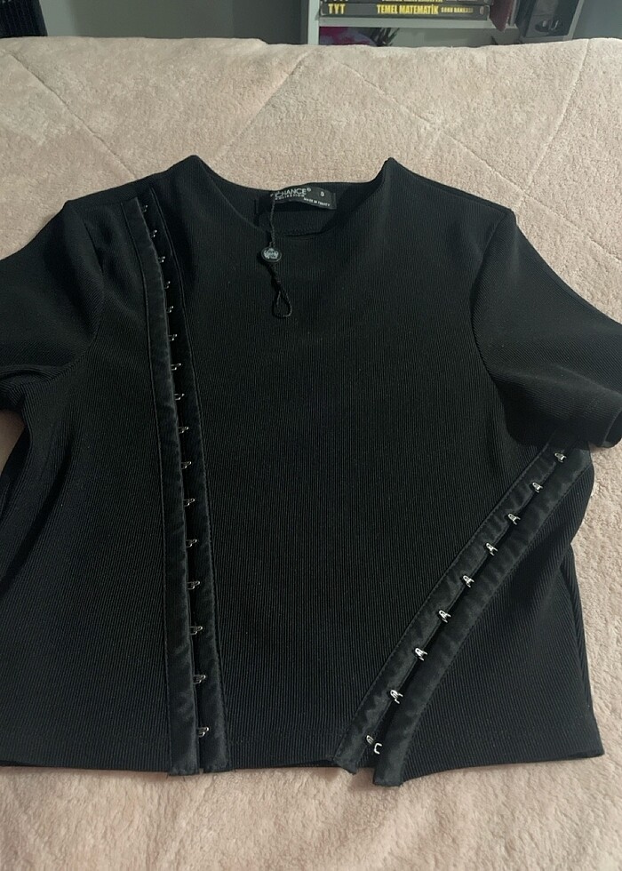 siyah crop - Görsel 3