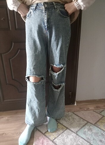 Jean yırtık pantolon 