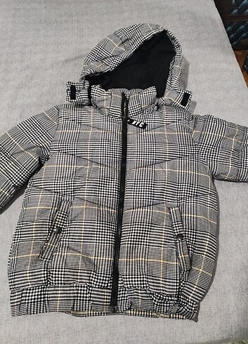 12-13 Yaş Beden siyah Renk H&M ekoseli mont