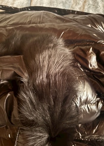 Kadın Siyah Kürklü Kısa Kışlık Mont - Görsel 4